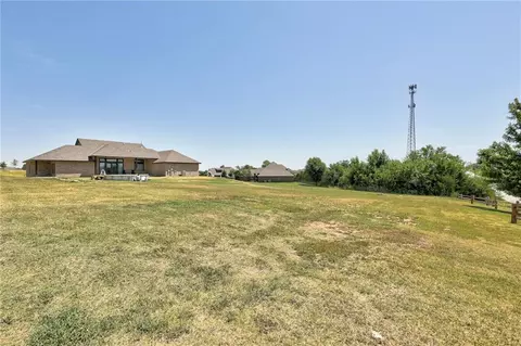 4604 Riata Cir, Tuttle, OK 73089 photo 32