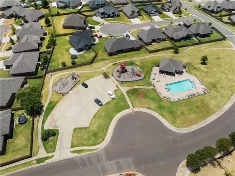 325 Perth Dr, Norman, OK 73069 photo 36