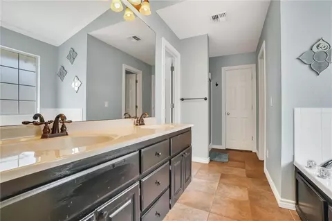 2913 Hunter Pointe, Altus, OK 73521 photo 21