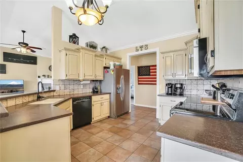 2913 Hunter Pointe, Altus, OK 73521 photo 10