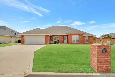 2913 Hunter Pointe, Altus, OK 73521 photo 1
