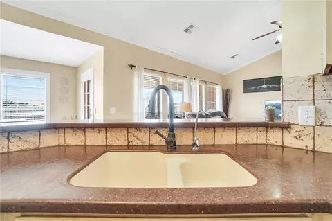 2913 Hunter Pointe, Altus, OK 73521 photo 13