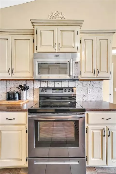 2913 Hunter Pointe, Altus, OK 73521 photo 14