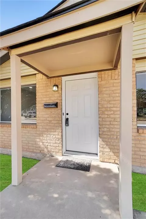 321 Saturn St, Altus, OK 73521 photo 4