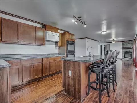 113 Red Tail Ln, Mcloud, OK 74851 photo 5