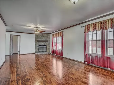 113 Red Tail Ln, Mcloud, OK 74851 photo 8