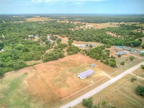 113 Red Tail Ln, Mcloud, OK 74851 photo 33