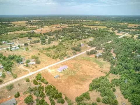 113 Red Tail Ln, Mcloud, OK 74851 photo 36