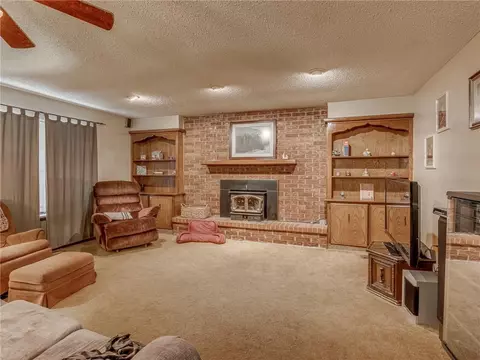 1003 N Sara Rd, Tuttle, OK 73089 photo 7