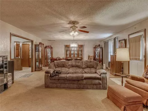 1003 N Sara Rd, Tuttle, OK 73089 photo 9