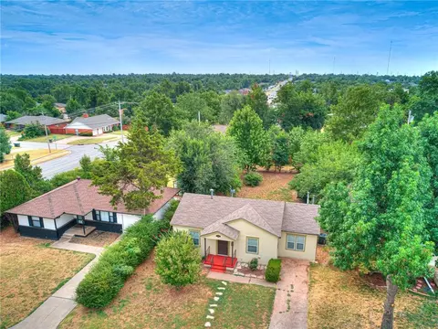 116 E 12th St, Edmond, OK 73034 photo 2