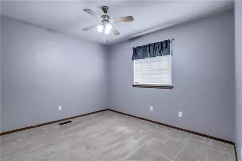 129 E Cherry Ave, Yukon, OK 73099 photo 26