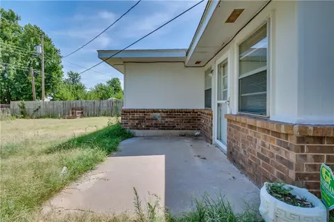 129 E Cherry Ave, Yukon, OK 73099 photo 33