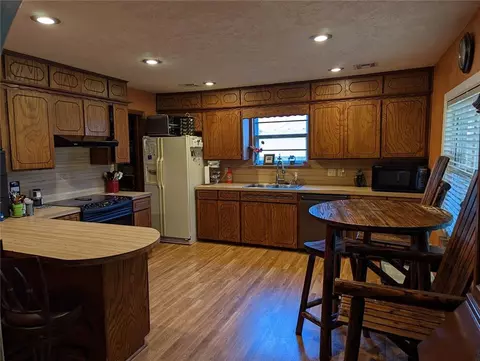207 E Juniper Ln, Mustang, OK 73064 photo 15