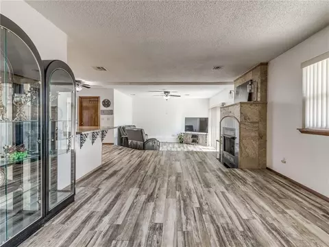 3 Meyers Dr, Tuttle, OK 73089 photo 5