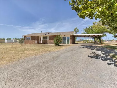 3 Meyers Dr, Tuttle, OK 73089 photo 2