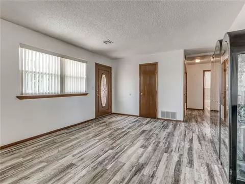 3 Meyers Dr, Tuttle, OK 73089 photo 6