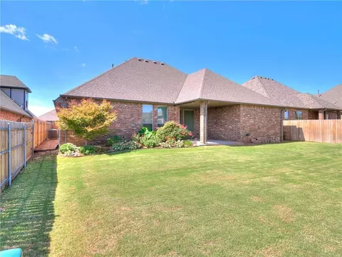 2825 SE 9th St, Moore, OK 73160 photo 31