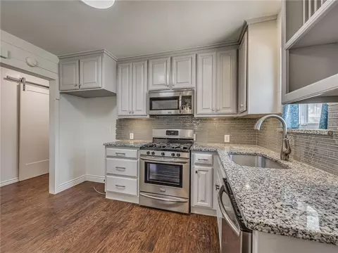 405 SW 1st St, Tuttle, OK 73089 photo 13