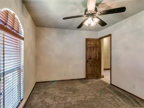 1216 NW 14th Pl, Moore, OK 73170 photo 20