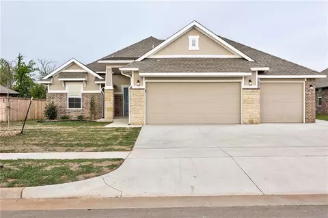 2013 Aminas Way, Yukon, OK 73099