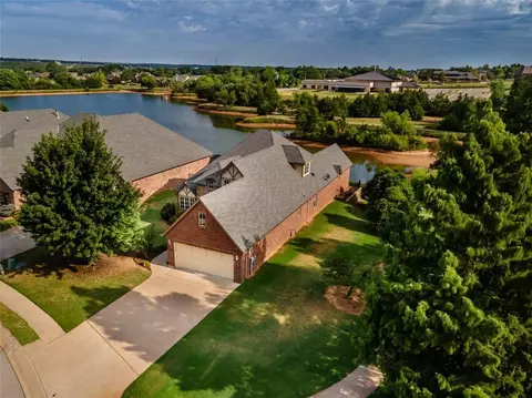 6417 NE 105th St, Oklahoma City, OK 73151