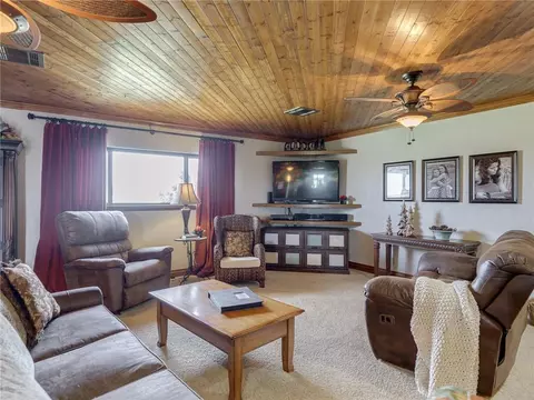 421 S 13th St, Thomas, OK 73669 photo 5