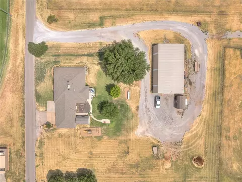 421 S 13th St, Thomas, OK 73669 photo 36