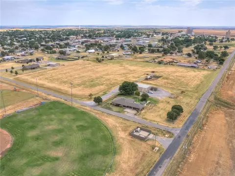 421 S 13th St, Thomas, OK 73669 photo 33