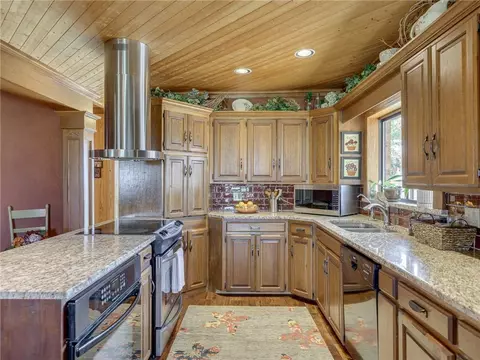 421 S 13th St, Thomas, OK 73669 photo 10