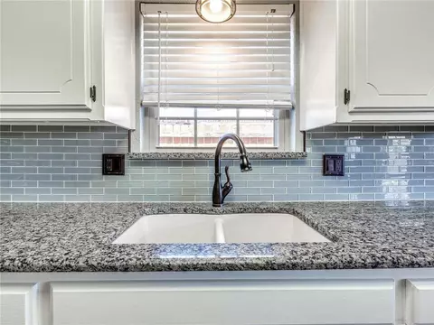 1008 Mars Rd, Edmond, OK 73003 photo 8
