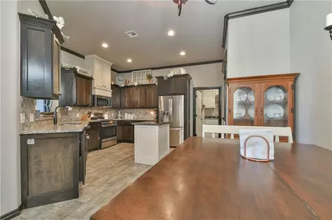 1326 Ladera Cir, Moore, OK 73160 photo 10