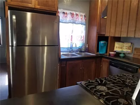 418 Pine St, Frederick, OK 73542 photo 9