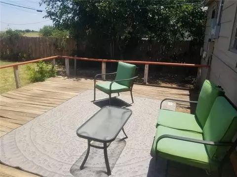418 Pine St, Frederick, OK 73542 photo 23
