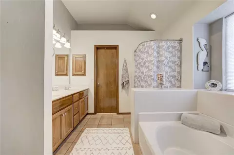 613 Old Bugle Rd, Edmond, OK 73003 photo 12