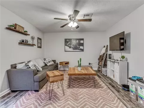 11880 E Britton Rd, Jones, OK 73049 photo 4