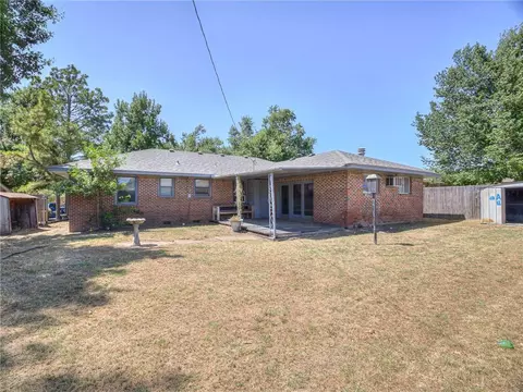 10 Circle Dr, Chickasha, OK 73018 photo 35