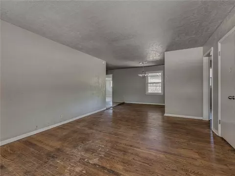 10 Circle Dr, Chickasha, OK 73018 photo 7
