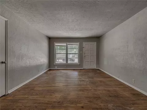 10 Circle Dr, Chickasha, OK 73018 photo 8