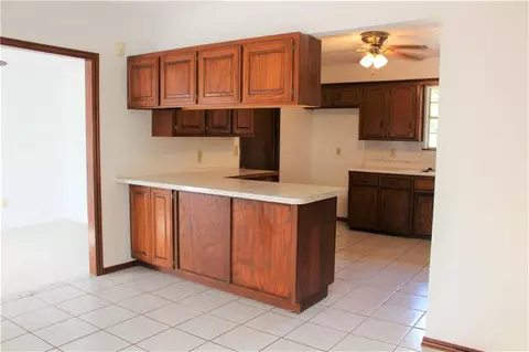 2518 Maple Dr, Harrah, OK 73045 photo 8