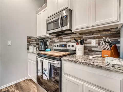 5744 Cedar Tree Cir, Guthrie, OK 73044 photo 16