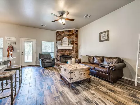 5744 Cedar Tree Cir, Guthrie, OK 73044 photo 7