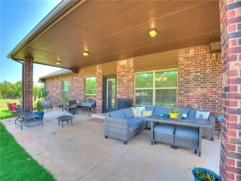 5744 Cedar Tree Cir, Guthrie, OK 73044 photo 32