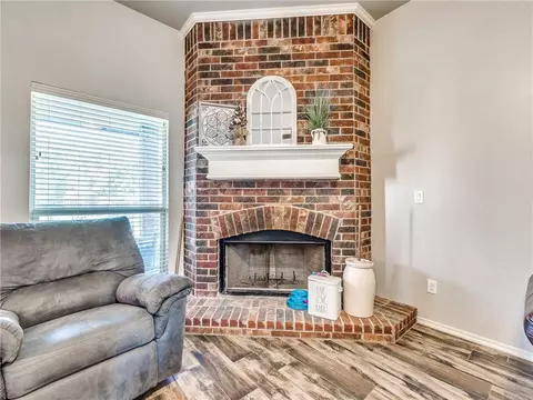 5744 Cedar Tree Cir, Guthrie, OK 73044 photo 9