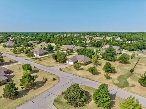 109 Whispering Pines Dr, Tuttle, OK 73089 photo 34