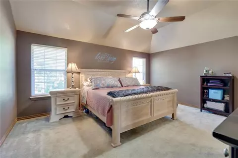 109 Whispering Pines Dr, Tuttle, OK 73089 photo 19