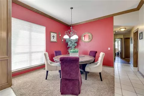 109 Whispering Pines Dr, Tuttle, OK 73089 photo 5