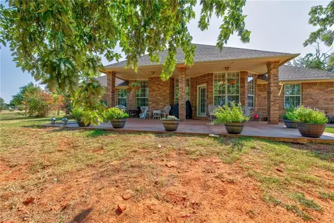 109 Whispering Pines Dr, Tuttle, OK 73089 photo 31