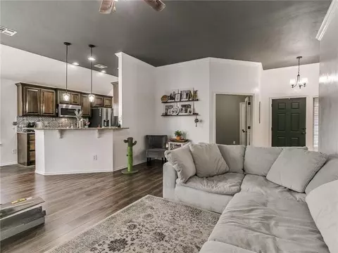 7525 Runner St, Yukon, OK 73099 photo 8