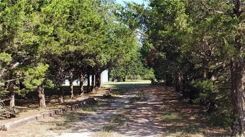 101 Red Tail Ln, Mcloud, OK 74851 photo 2